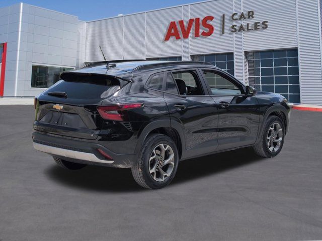 Thumbnail: 2025 Chevrolet Trax - 6