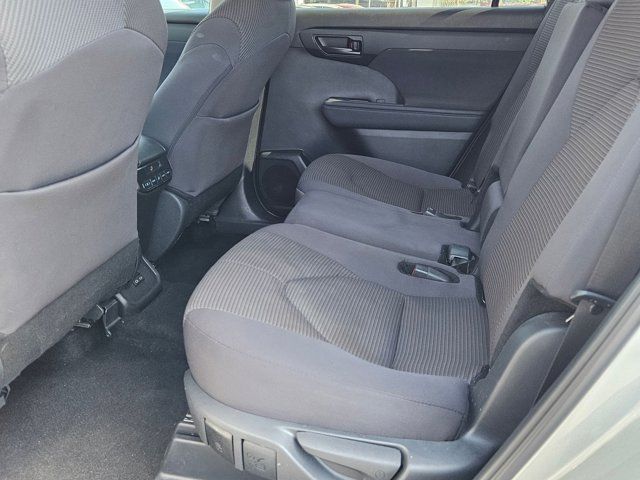 Thumbnail: 2024 Toyota Highlander - 28