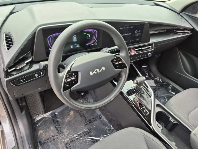 Thumbnail: 2025 Kia Niro - 15