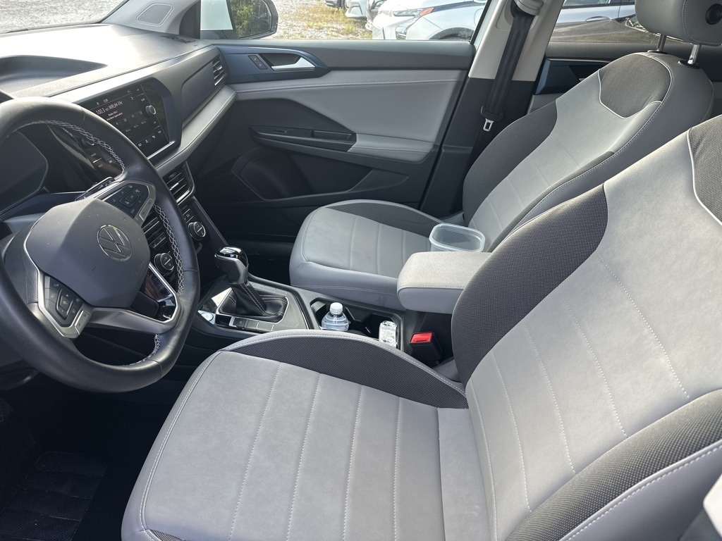 Thumbnail: 2024 Volkswagen Taos - 6