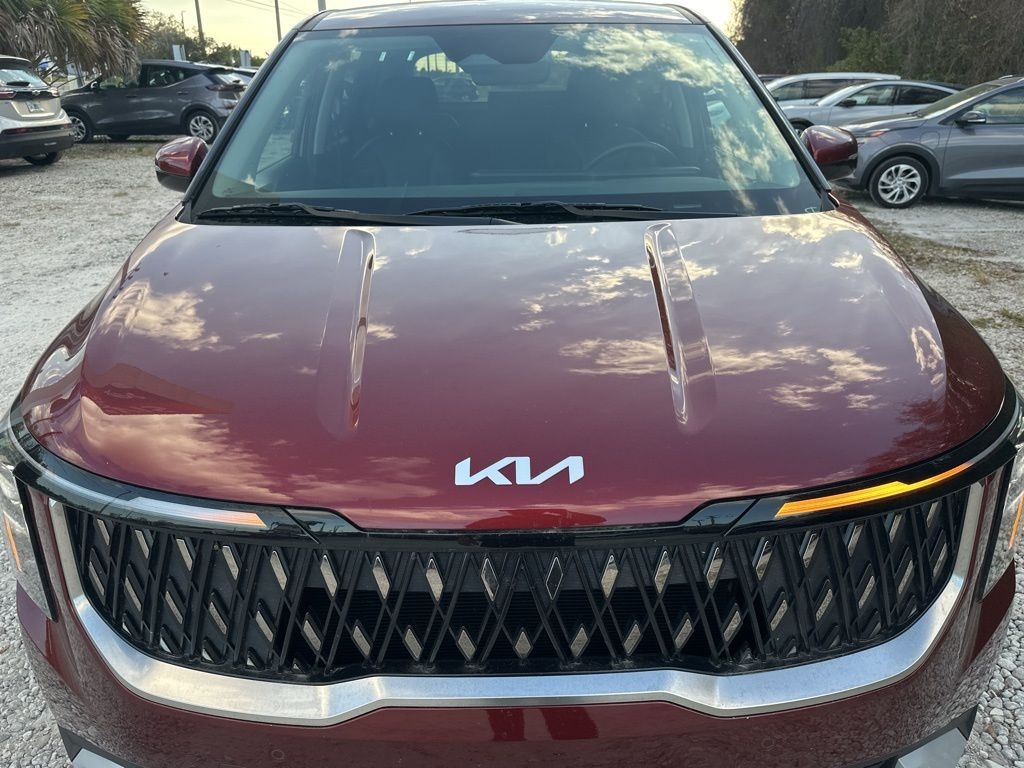 Certified 2025 Kia Carnival LXS Van Passenger Van