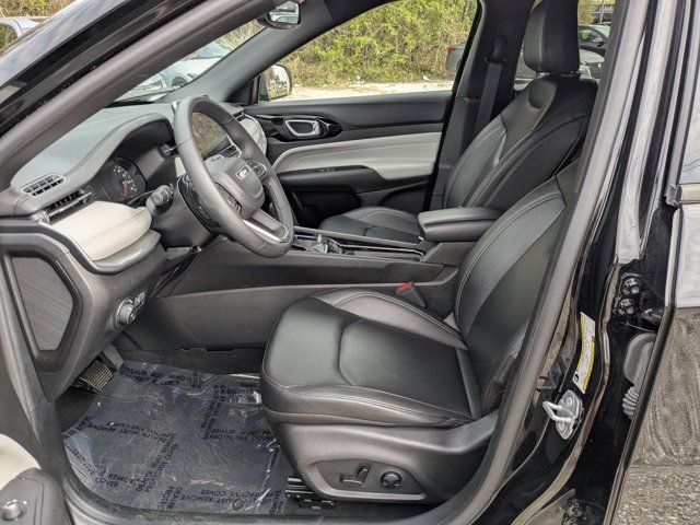 Thumbnail: 2025 Jeep Compass - 22