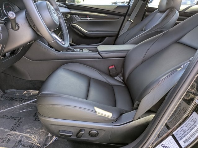 Thumbnail: 2025 Mazda Mazda3 - 24