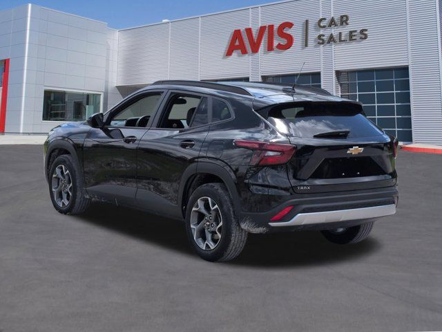 Thumbnail: 2025 Chevrolet Trax - 9