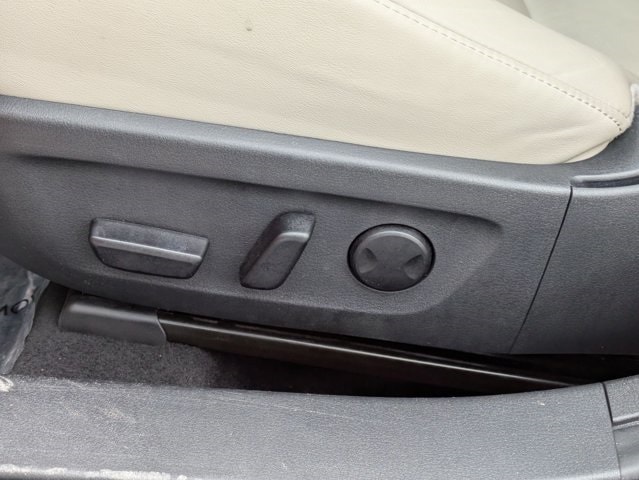 Thumbnail: 2025 Mazda Mazda3 - 6