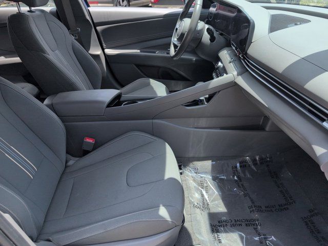 Thumbnail: 2025 Hyundai Elantra - 30