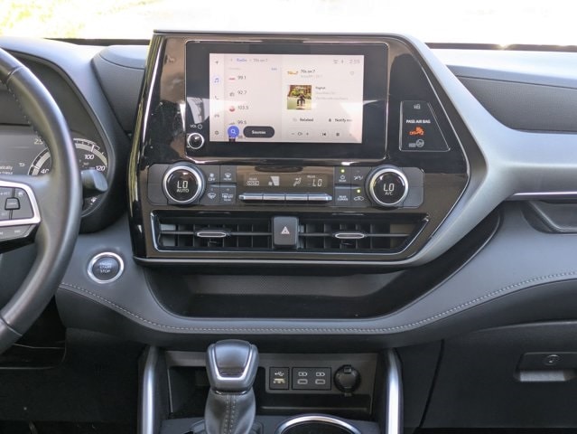 Thumbnail: 2024 Toyota Highlander - 10