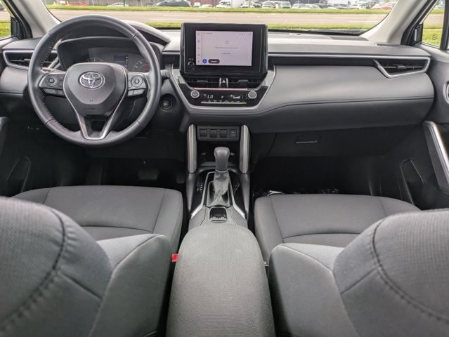 Thumbnail: 2024 Toyota Corolla Cross - 25