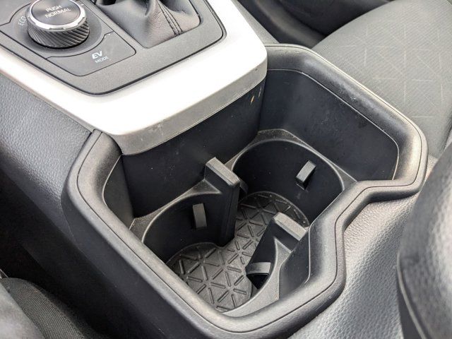 Thumbnail: 2025 Toyota RAV4 - 21