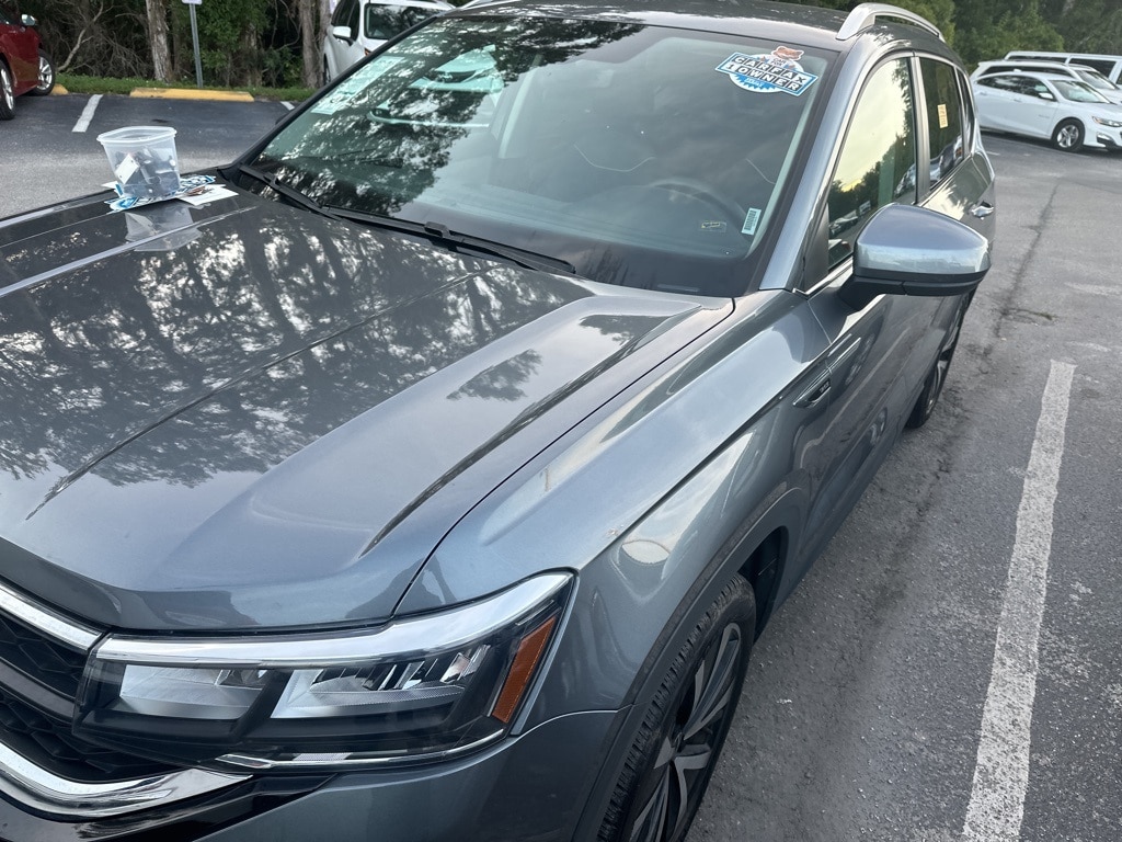 Certified 2024 Volkswagen Taos 1.5T SE SUV