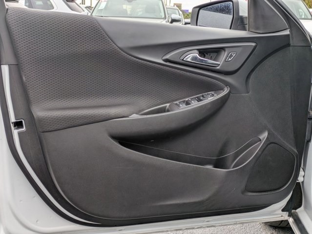 Thumbnail: 2023 Chevrolet Malibu - 2