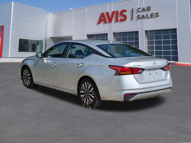 Thumbnail: 2024 Nissan Altima - 9