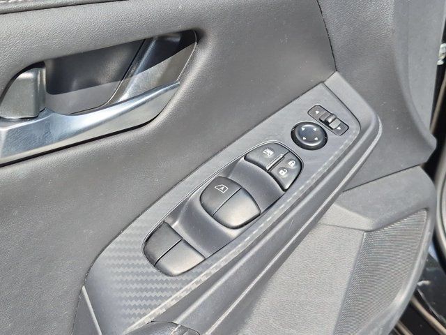 Thumbnail: 2025 Nissan Sentra - 10