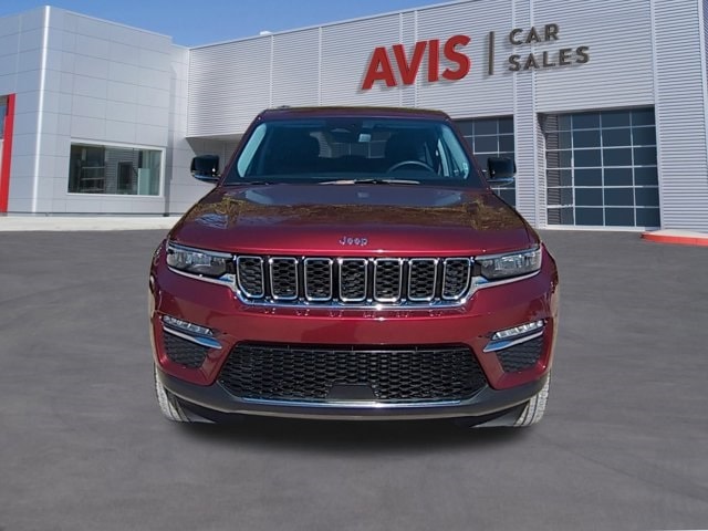 2023 Jeep Grand Cherokee Limited Edition 2
