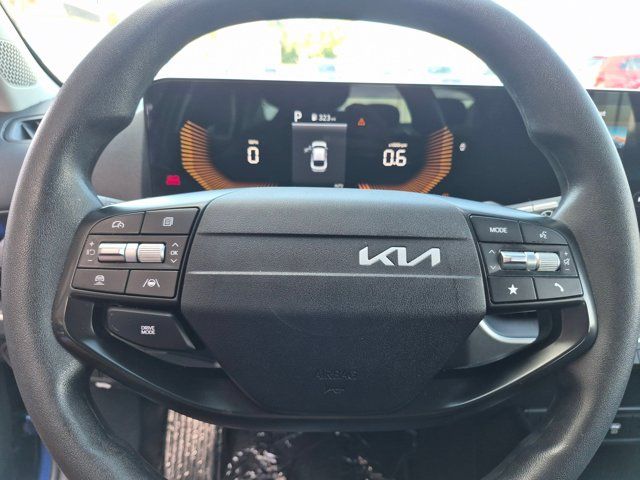 2025 Kia K4 LXS - Photo 21
