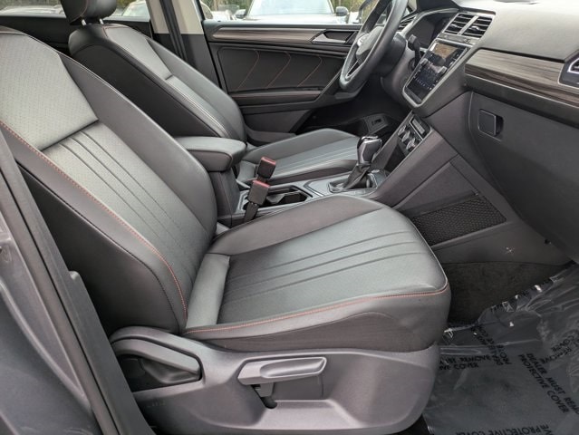 Thumbnail: 2024 Volkswagen Tiguan - 24