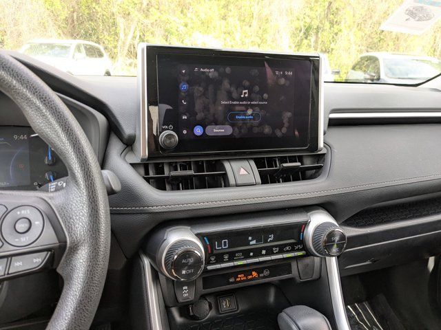 Thumbnail: 2025 Toyota RAV4 - 20