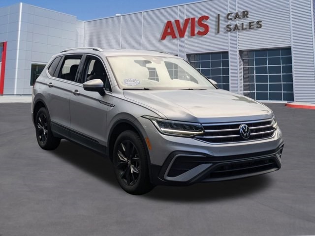 Thumbnail: 2024 Volkswagen Tiguan - 3