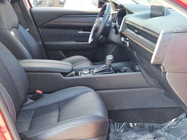 Thumbnail: 2025 Mazda CX-50 - 31