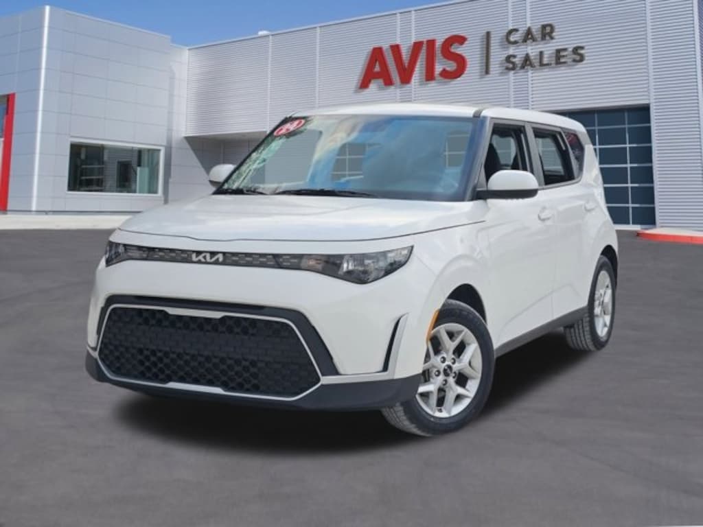 Certified 2024 Kia Soul Hatchback