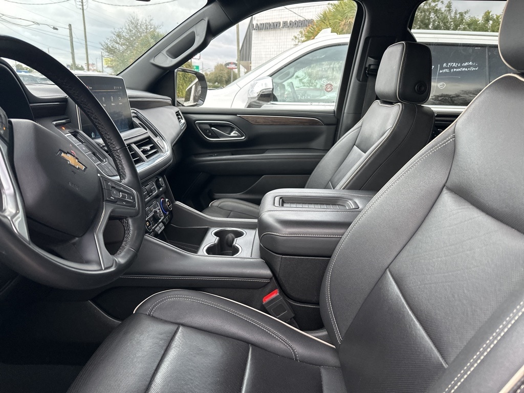 Thumbnail: 2023 Chevrolet Suburban - 4