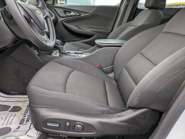 Thumbnail: 2024 Chevrolet Malibu - 17