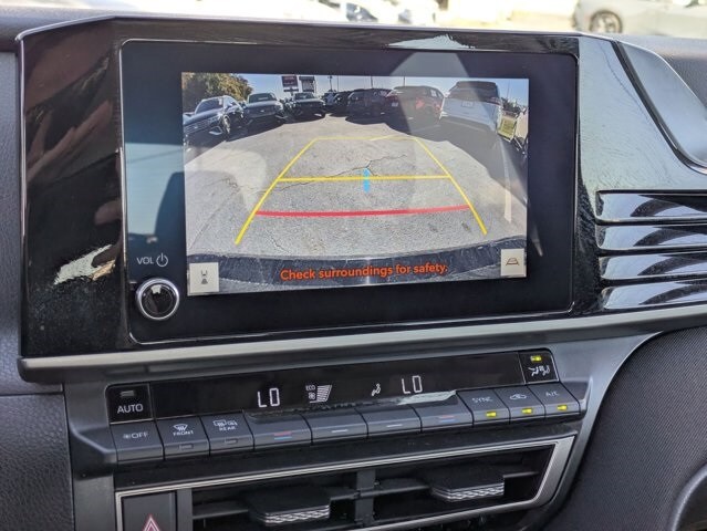 Thumbnail: 2025 Toyota Camry - 9