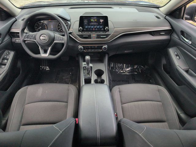 Thumbnail: 2025 Nissan Altima - 25