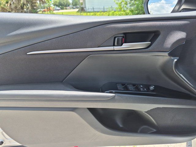 Thumbnail: 2025 Toyota Camry - 11