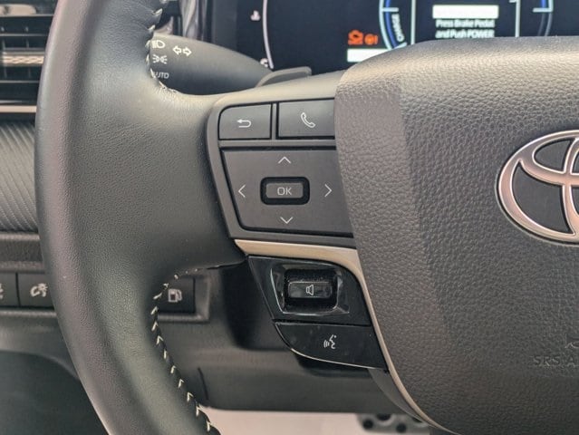 Thumbnail: 2025 Toyota Camry - 19