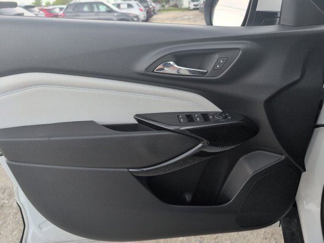 Thumbnail: 2025 Chevrolet Trax - 11