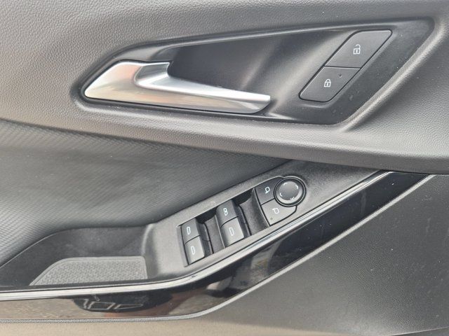 2025 Chevrolet Equinox LT - Photo 13