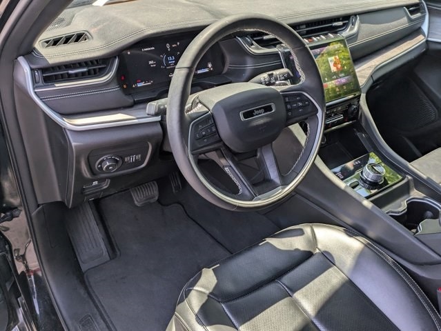 Thumbnail: 2024 Jeep Grand Cherokee L - 11