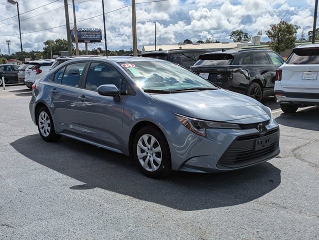 Thumbnail: 2024 Toyota Corolla - 3