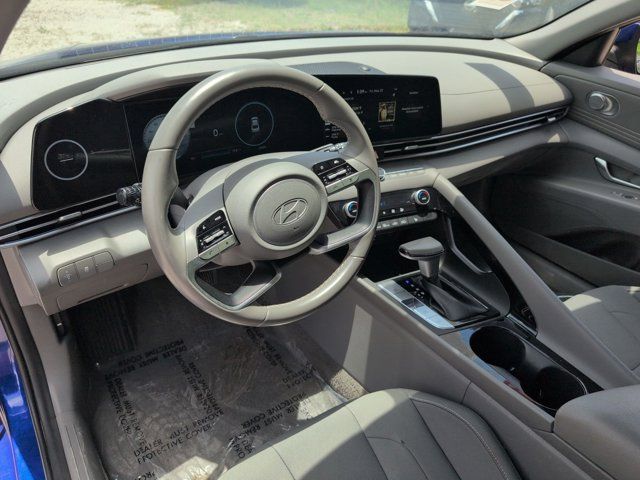 Thumbnail: 2025 Hyundai Elantra - 15