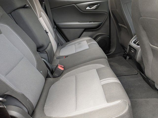 Thumbnail: 2025 Chevrolet Blazer - 28