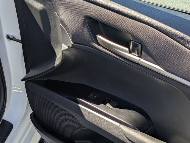 Thumbnail: 2025 Toyota Camry - 34