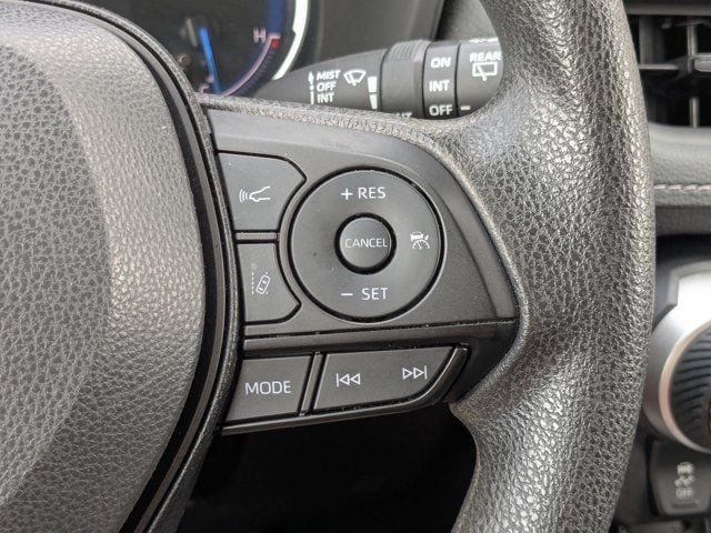 Thumbnail: 2025 Toyota RAV4 - 17