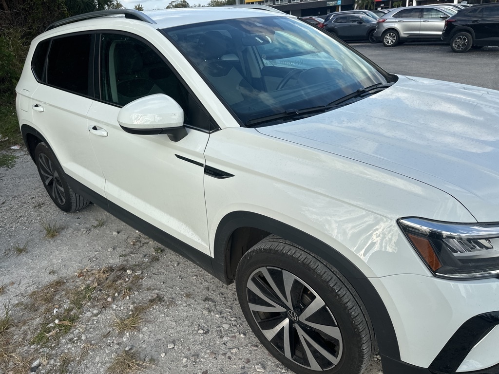 Certified 2024 Volkswagen Taos 1.5T SE SUV