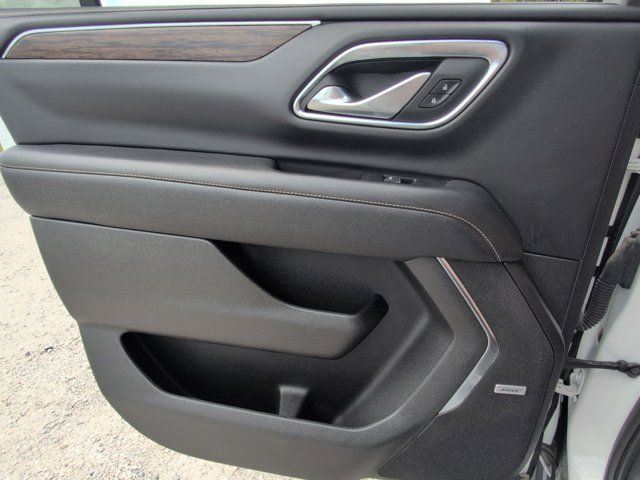 Thumbnail: 2023 Chevrolet Suburban - 27