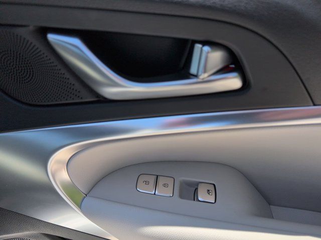 Thumbnail: 2025 Genesis G70 - 34