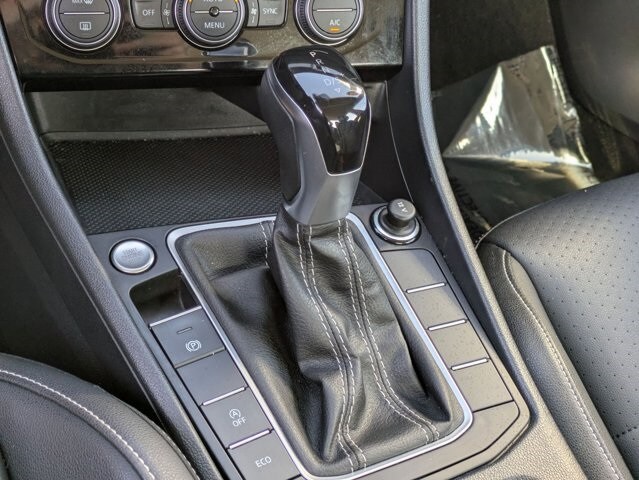 Thumbnail: 2024 Volkswagen Jetta - 11