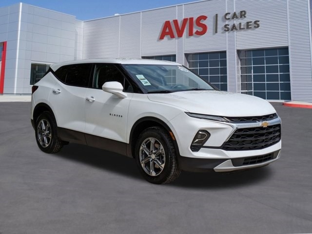 2023 Chevrolet Blazer  3
