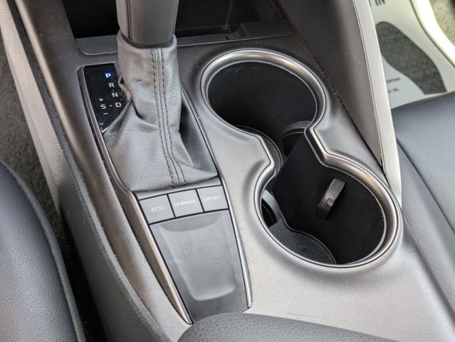 Thumbnail: 2024 Toyota Camry - 16