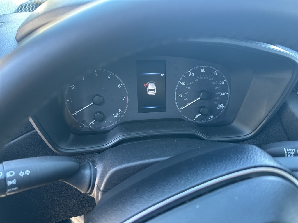 Thumbnail: 2025 Toyota Corolla Cross - 6