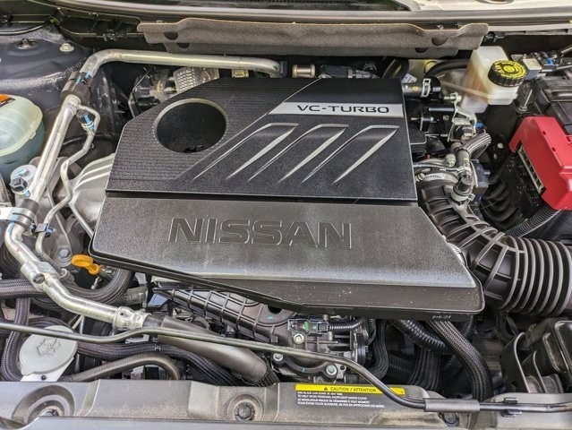 2023 Nissan Rogue SV 32