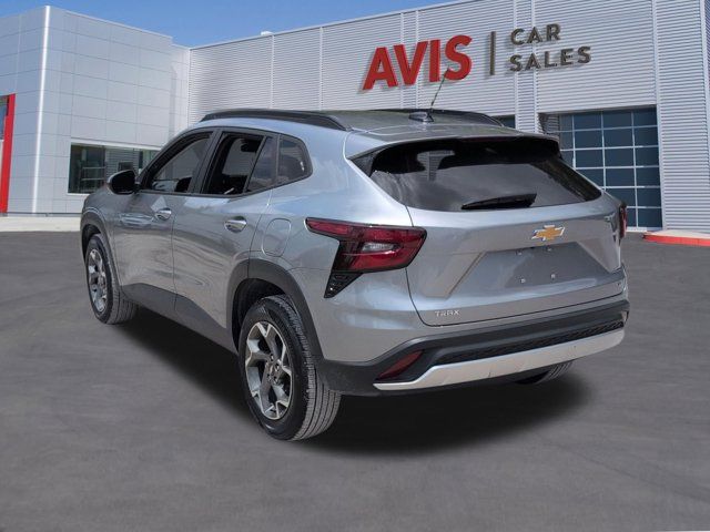 Thumbnail: 2025 Chevrolet Trax - 9