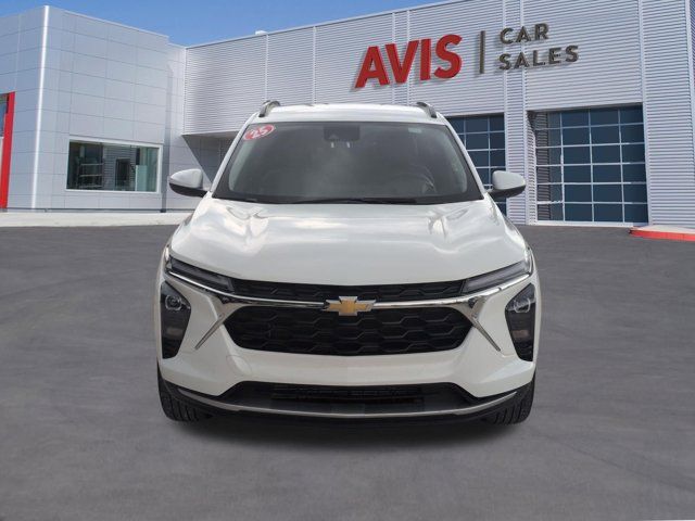 Thumbnail: 2025 Chevrolet Trax - 2