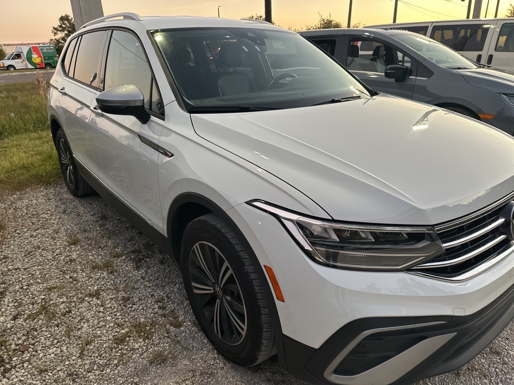 Thumbnail: 2024 Volkswagen Tiguan - 2
