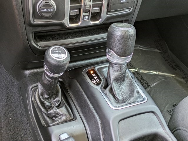 Thumbnail: 2023 Jeep Gladiator - 19